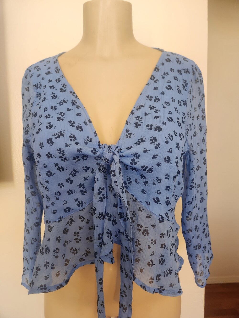 Abercrombie & Fitch Light Blue Floral Tie-Front Blouse